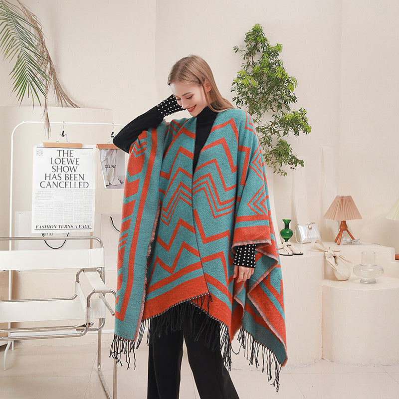 Fashionable Herringbone Wave Side-Slit Shawl Cape