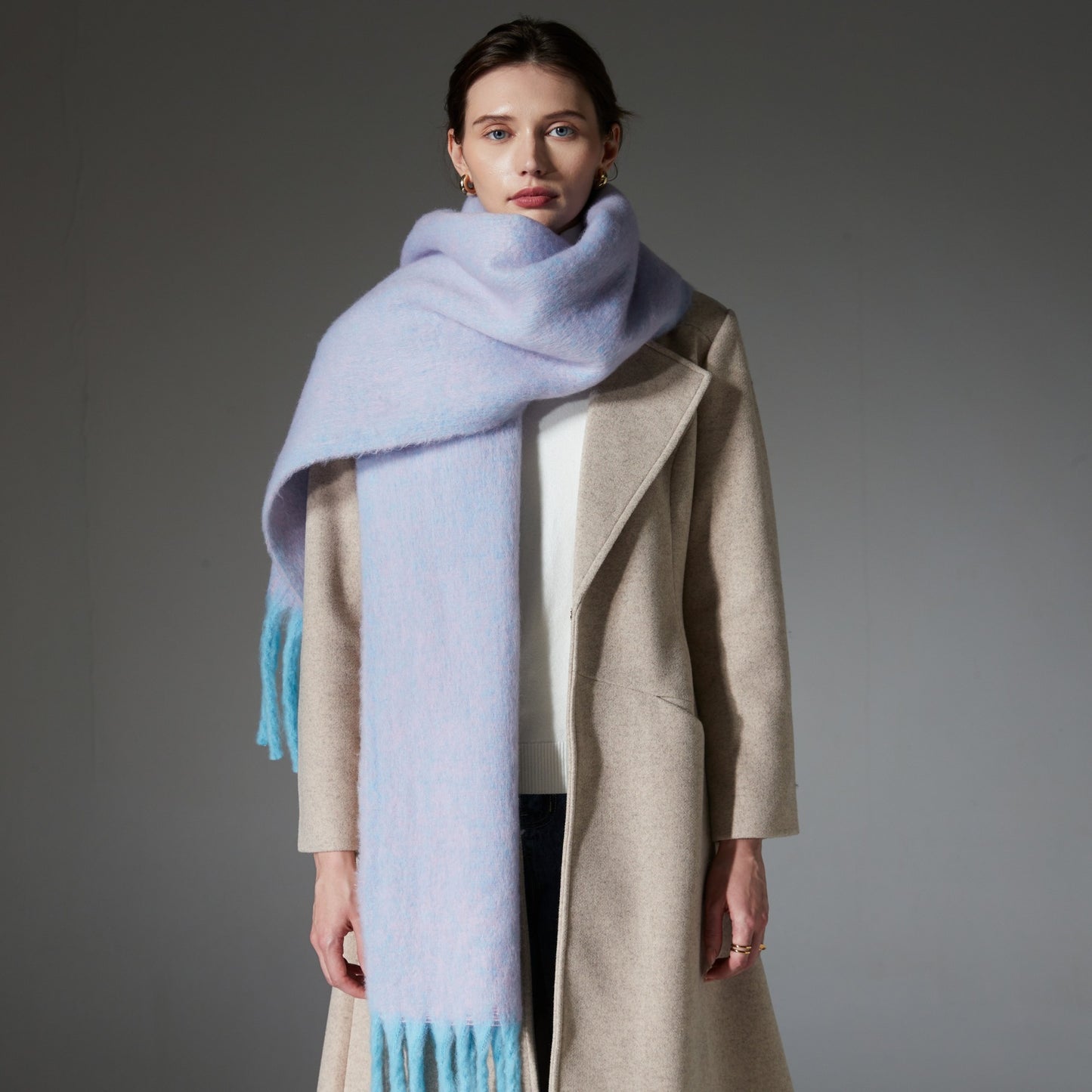 Women's Clip Flower Circle Yarn Tassel Wrap