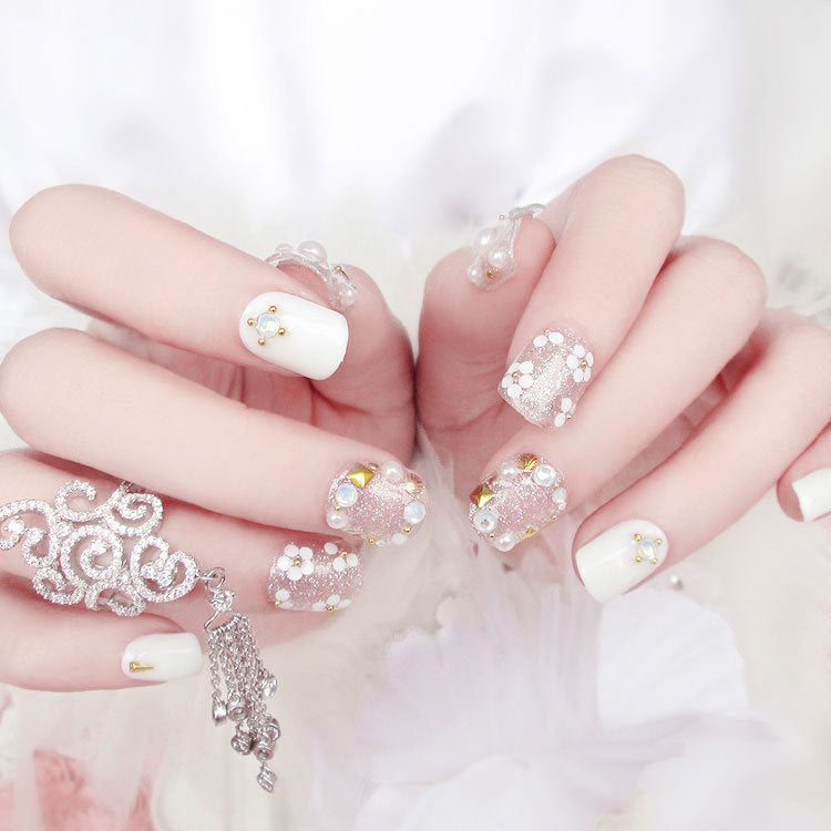 Luxury Wearable Bridal Fake Nails