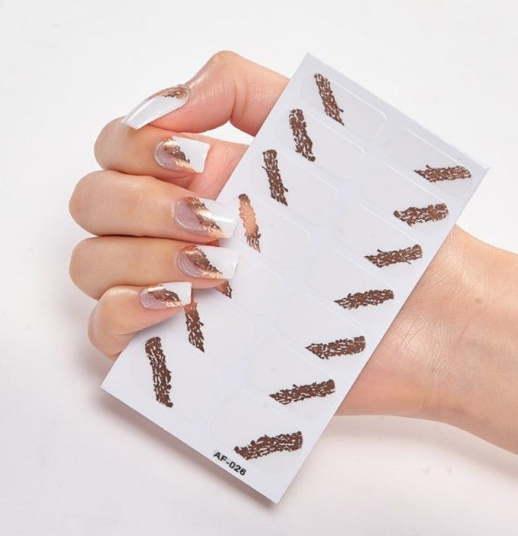Adhesive Nail Polish Wraps with Glue
