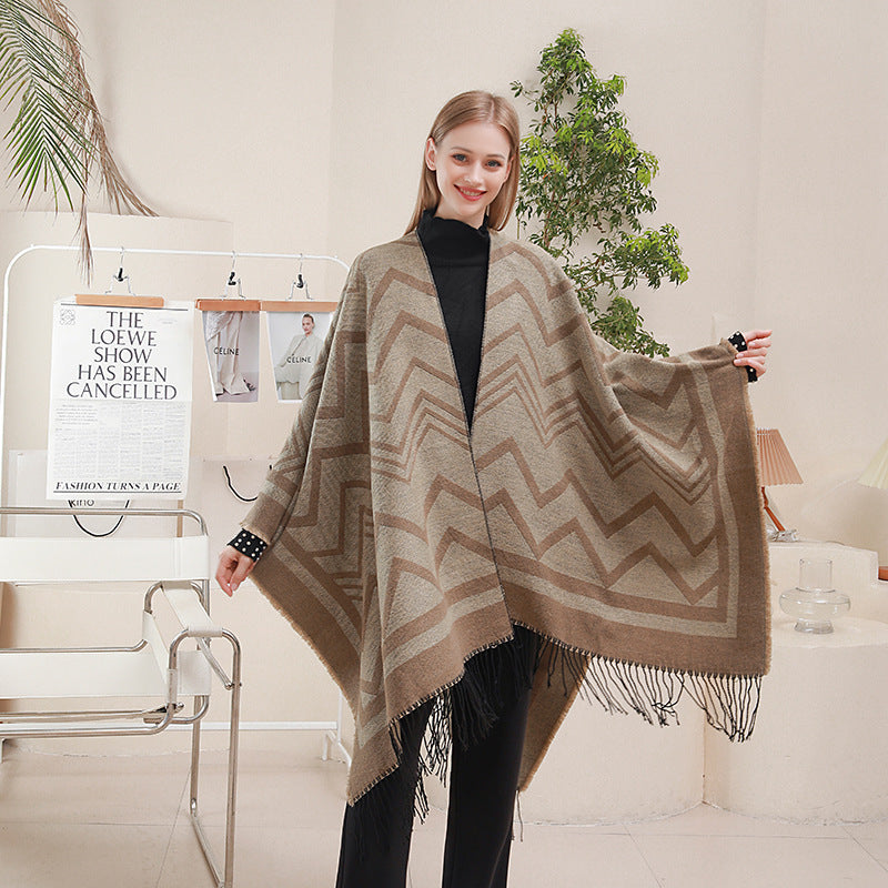 Fashionable Herringbone Wave Side-Slit Shawl Cape