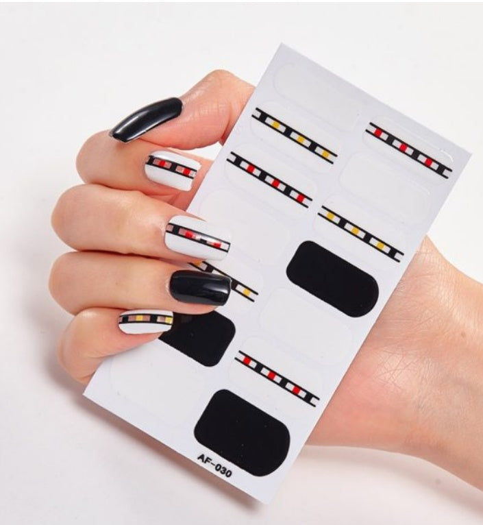 Adhesive Nail Polish Wraps with Glue